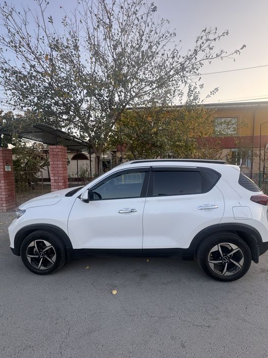 KIA SONET 2 pozitsiya