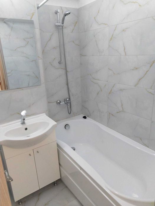 Inchiriez garsoniera