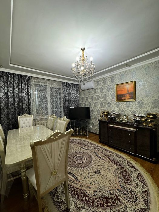 Банковский дом 2 в 3.массив феруза экобозор чимган.