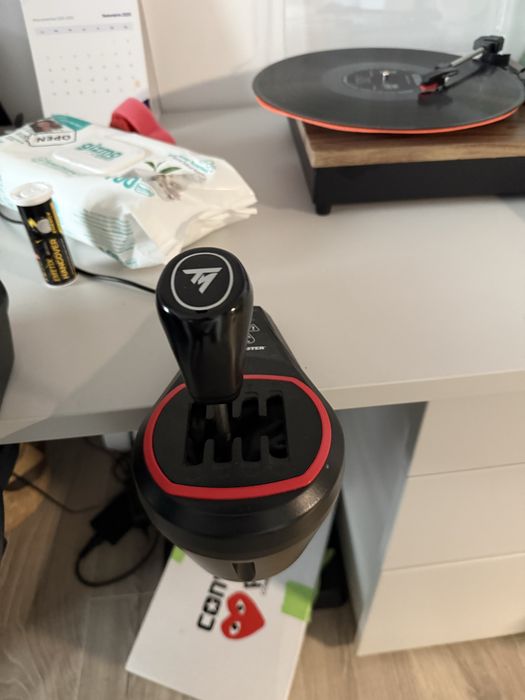 Volan Thrustmaster T248 + Schimbător TH8S (7+1) - Pachet Sim Racing