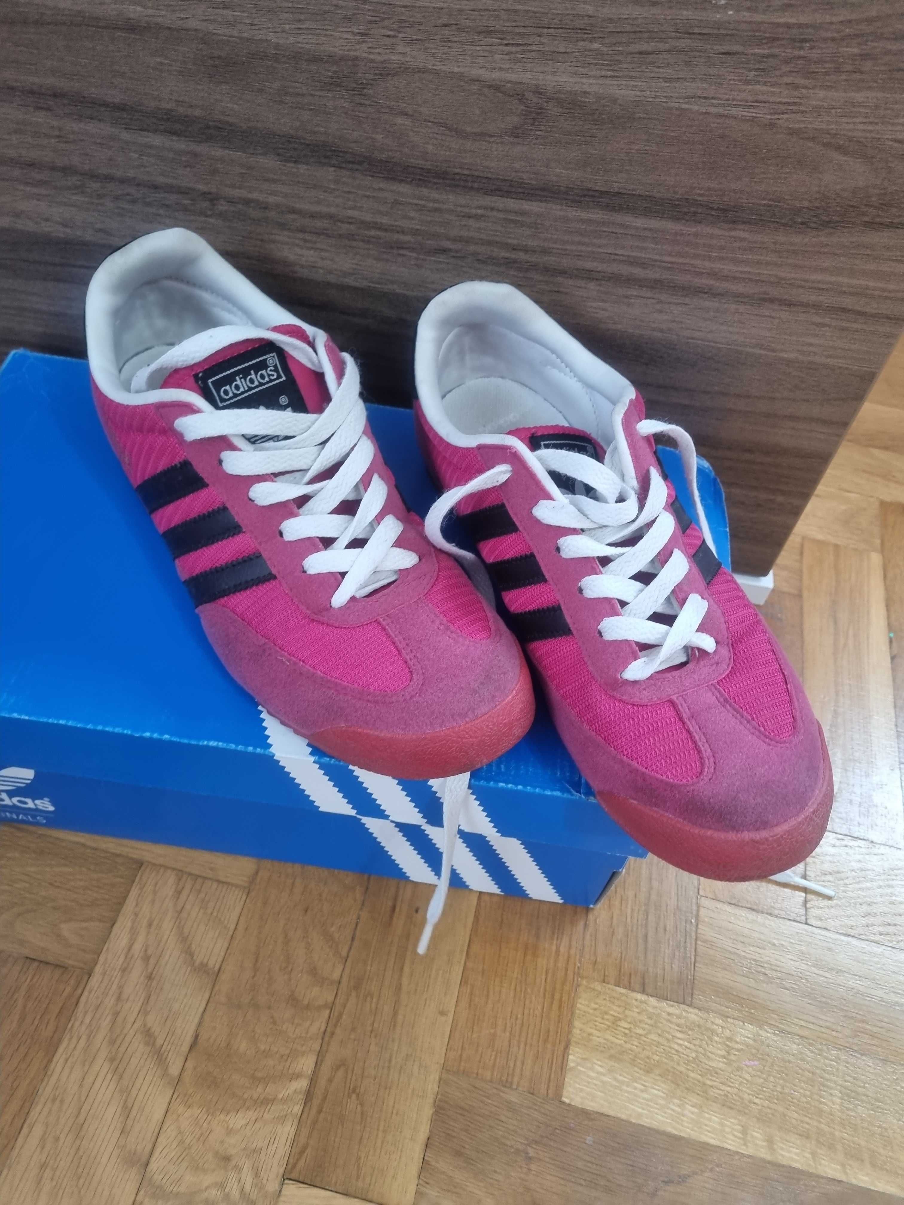 Дамски маратонки adidas