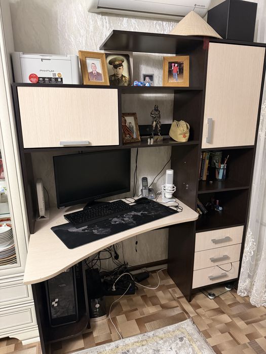 Компьютерный стол