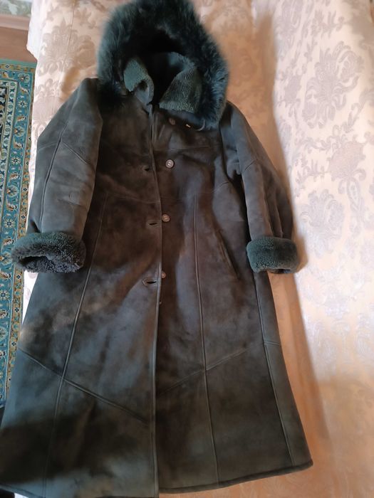 Продам дубленку женскую