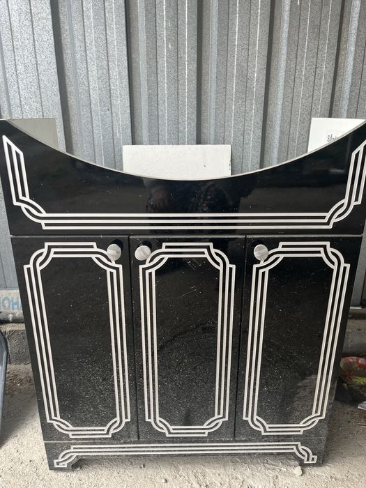 Срочно продам шкаф под раковину