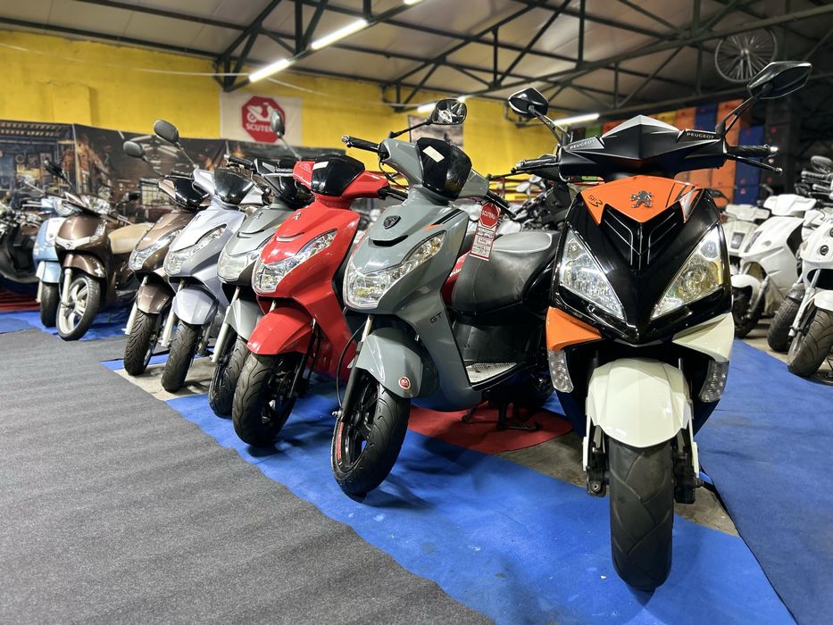 Black friday Scutere fara permis 50cc limitat la 25km/h