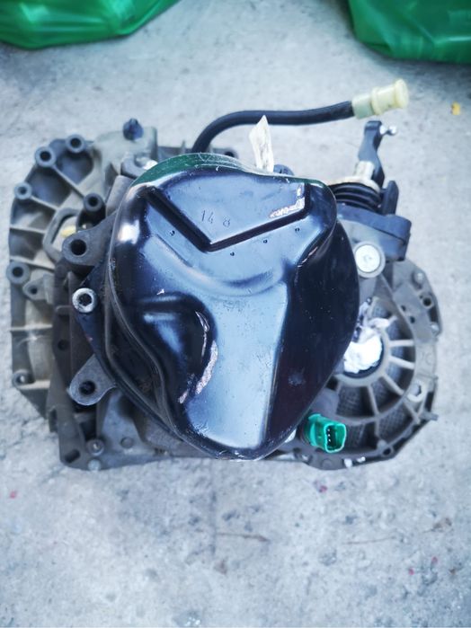 Cutie viteze dacia logan 336H3