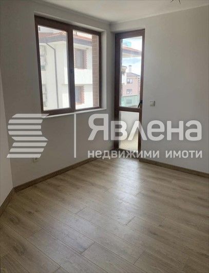 Продава се Двустаен апартамент в Варна, Виница - 76 кв.м за 1198 €/кв.м - Снимка #2