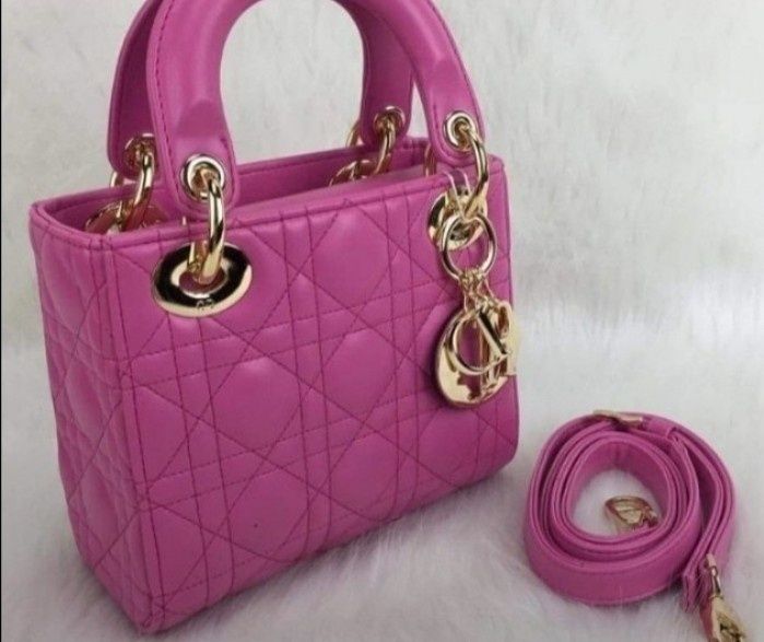 Geanta  Dior fuxia,new model import Franța, accesorii metalice, sacule