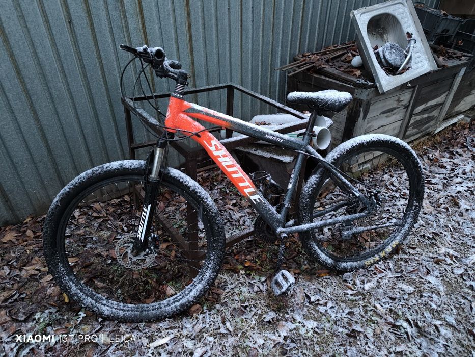 Велосипед SHUTTLE 1000   на ходу