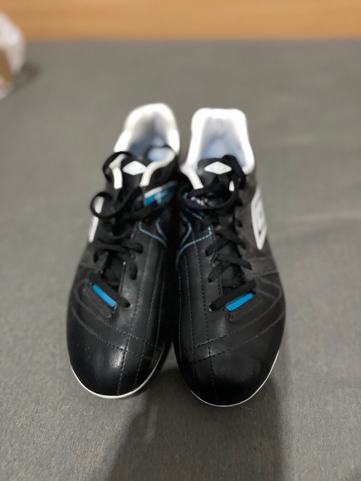 Нови бутонки Umbro