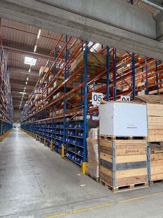 Rafturi metalice industriale