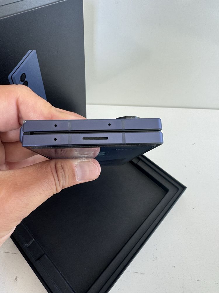 НОВ! Samsung Galaxy Z Fold 6 5G 256GB 12GB Navy Гаранция!
