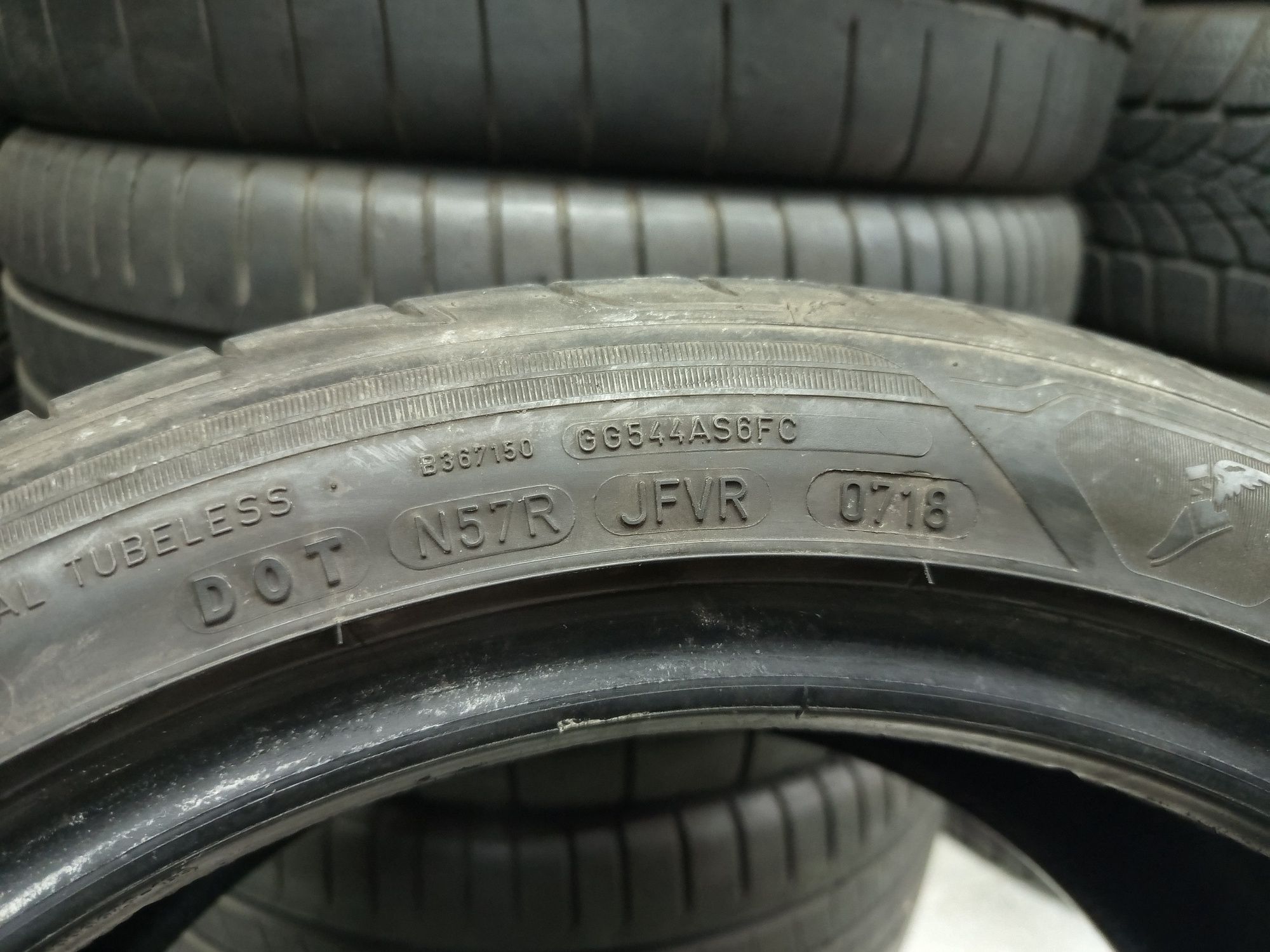 Goodyear 225/45/17-2бр