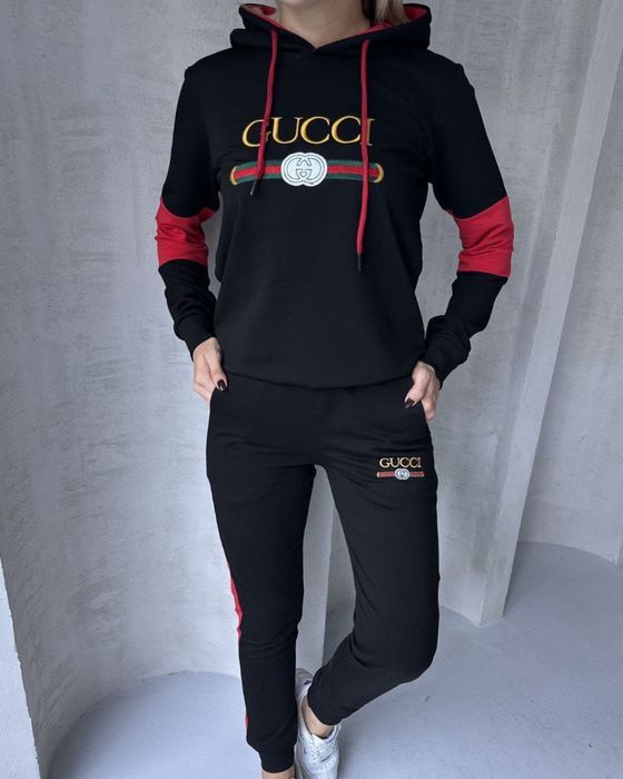 Compleu damă siglă cusută