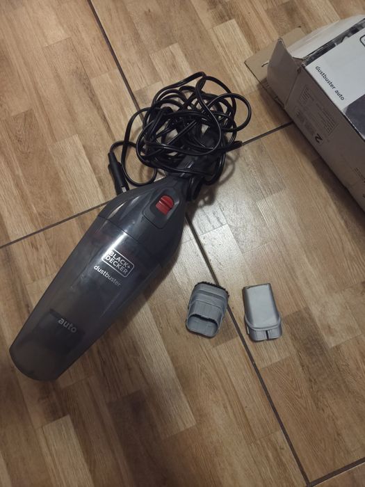Aspirator auto Black & Decker