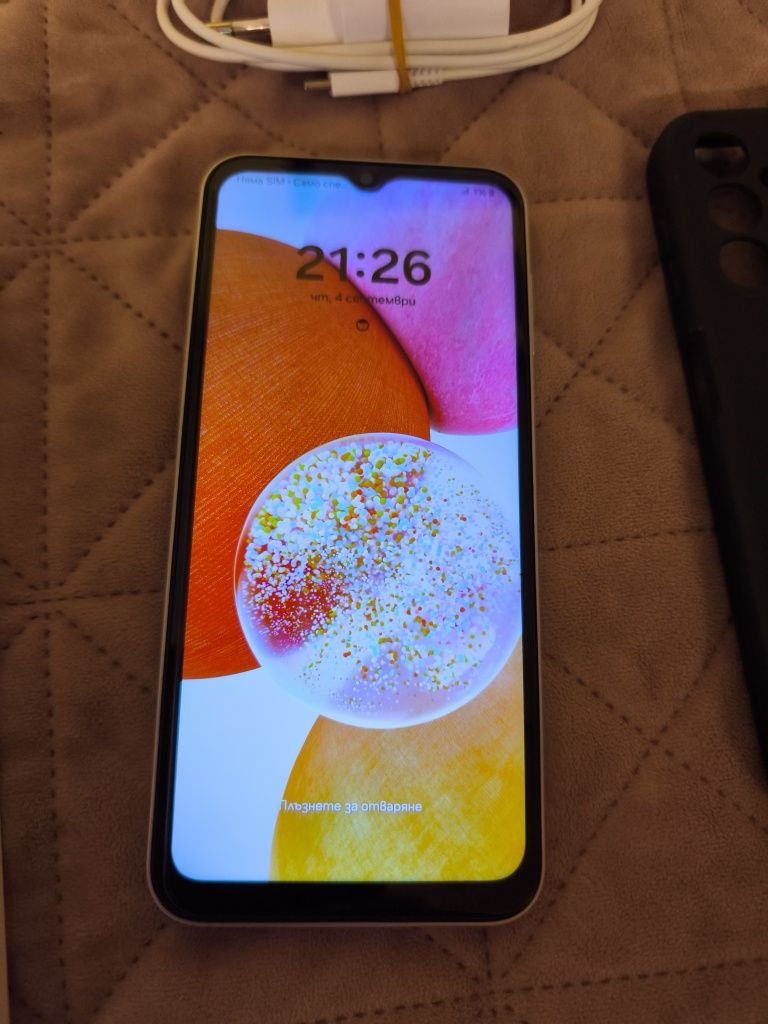 Samsung Galaxy A14 – 64GB / 4GB RAM, сив

Телефонът е изпол