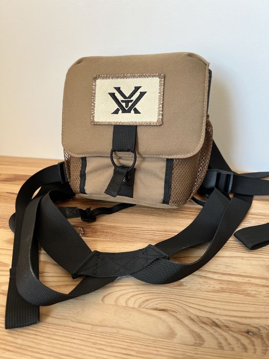 Binoclu Vortex Crossfire HD 8x42 antiaburire, antireflex + HAM husa