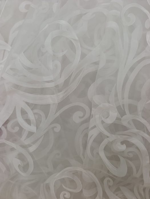 Продам тюль бежевого цвета