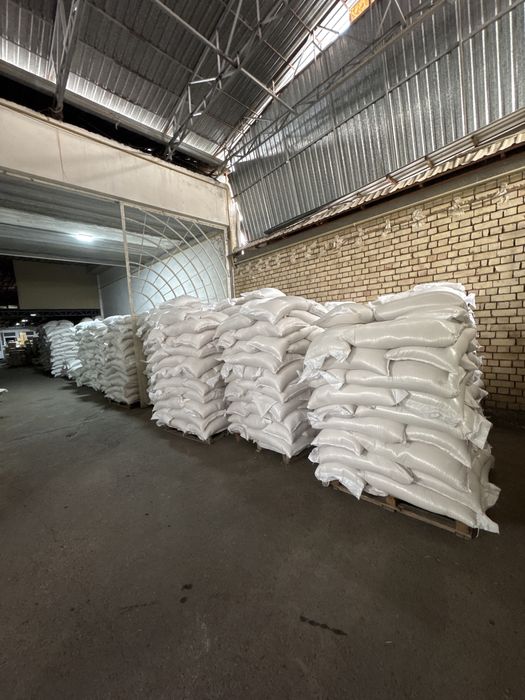 Guruch Nukus, Guliston, Lazer