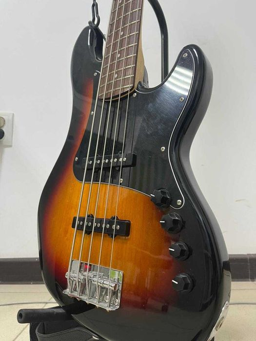 Бас гитара CORT GB35JJ 5 струн