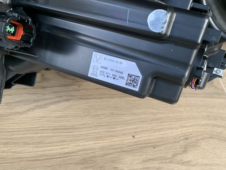 Far dreapta/stanga Nissan Qashqai an 2021/2022/2023/2024/2025