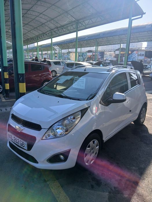 Продается автомобиль марки СПАРК