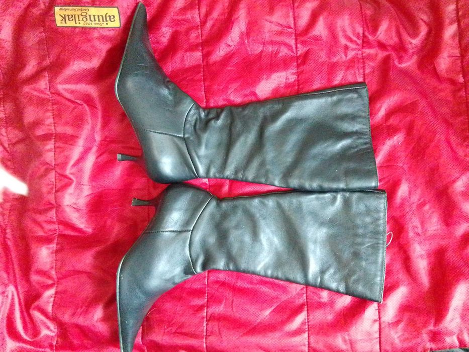 Cizme, piele naturală, măr 39, negre