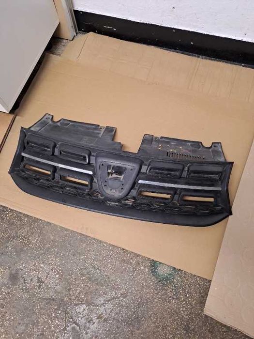 Grila radiator Dacia Logan 2 Facelift originala