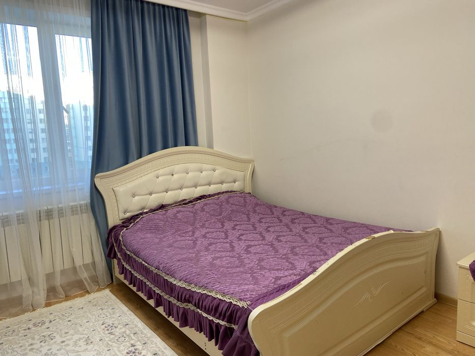 Продам спальную кровать