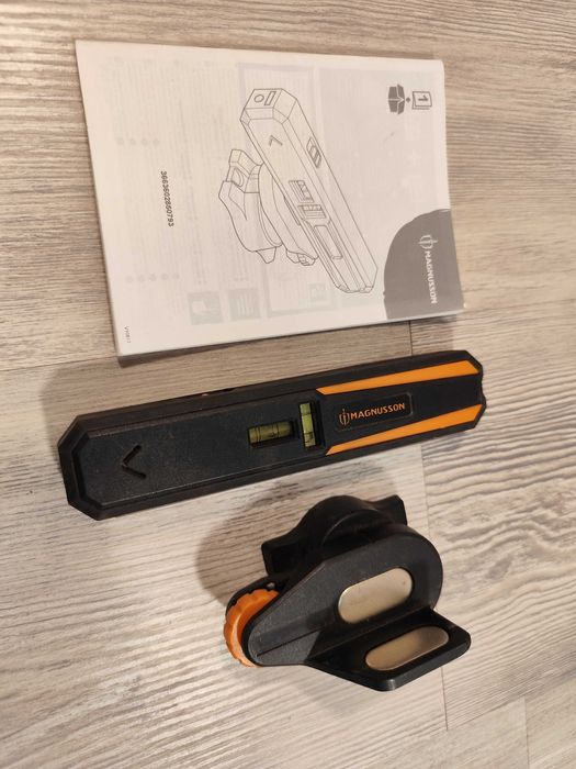 Nivela laser Magnusson punct si linie