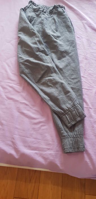 Вълнен панталон на Attitude 157