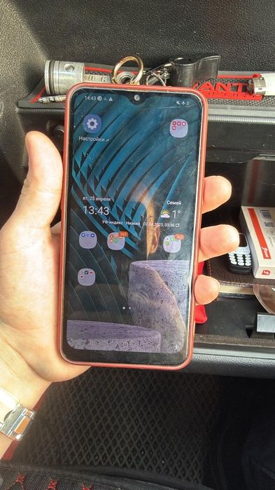 Самсунг а10с в хорошем состоянии