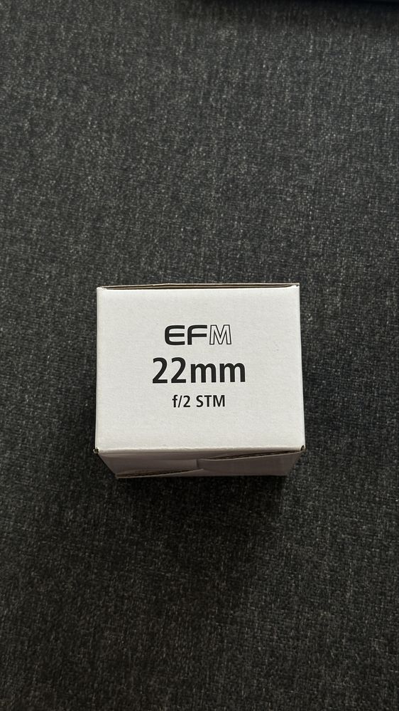 Obiectiv Canon EFM 22mm f/2 STM