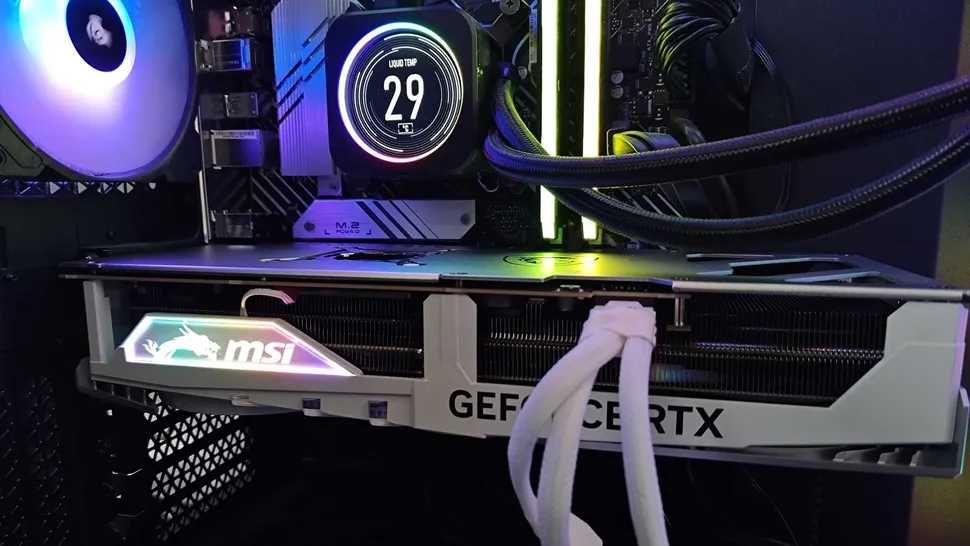 Placă video MSI RTX 4080 16GB VRAM - Gaming X Slim WHITE - ALB