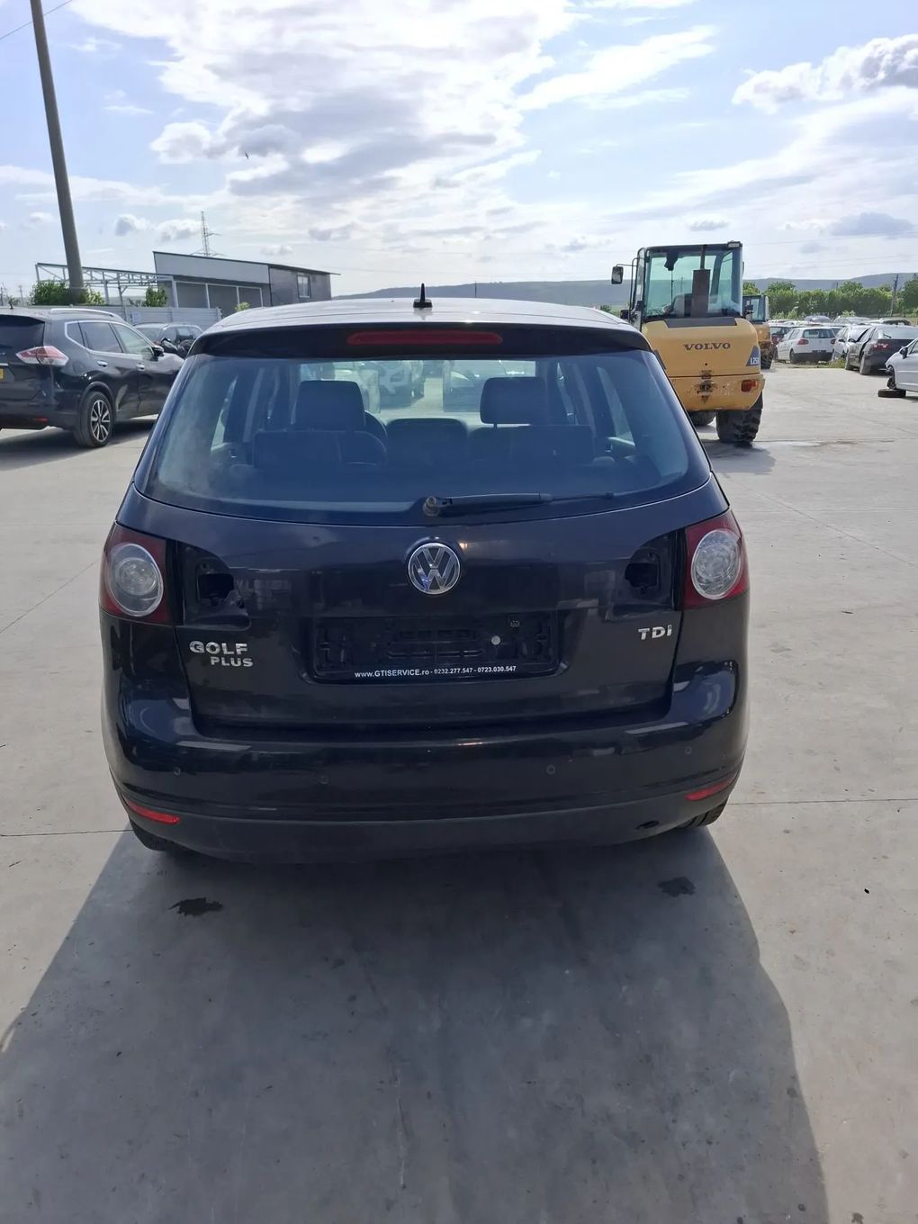Dezmembrari / Dezmembrez Volkswagen Golf 5 Plus 1.9 BLS cutie de viteze GQM culoare LC9Z
