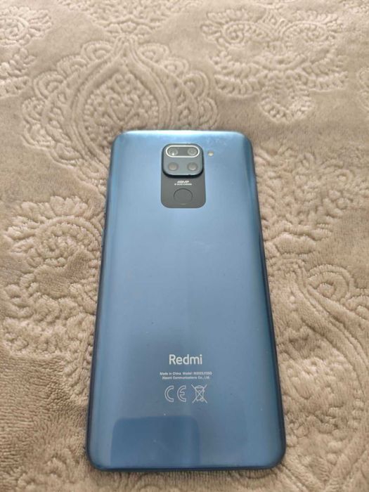 Телефон Redmi Note 9