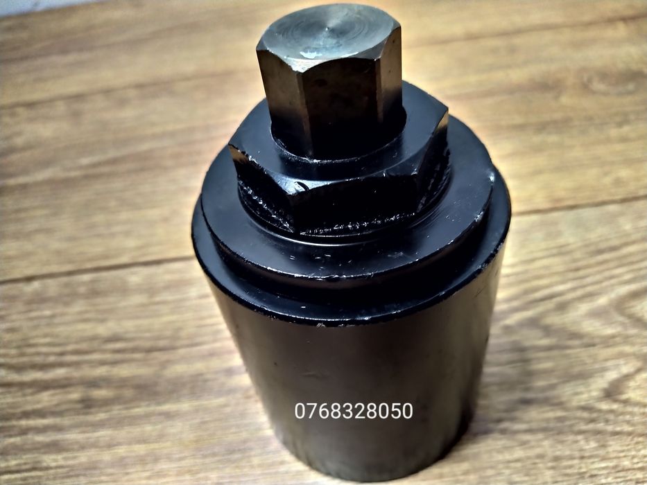 Extractor rotule, pivoti pentru camioane, furgonete, jeepuri etc