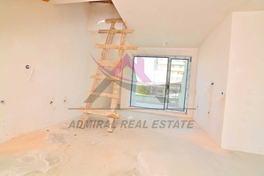 Продава се Тристаен апартамент в Варна, Левски - 155 кв.м за 1549 €/кв.м - Снимка #4