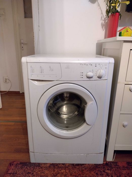 Masina de spalat Indesit cu erori