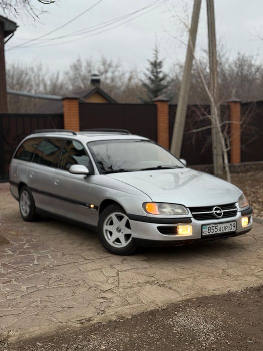 Опель омега Б 1997г автомат