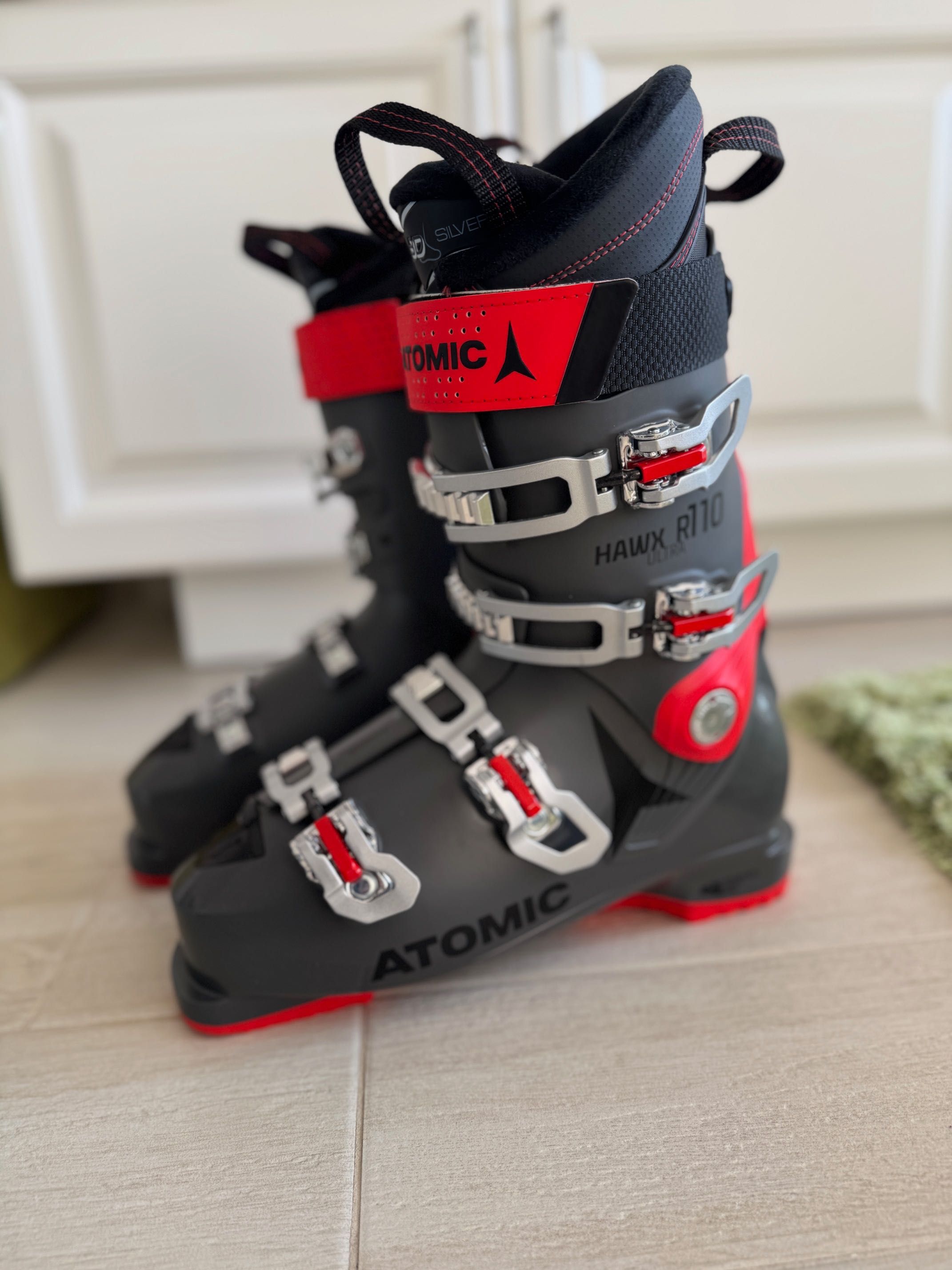 Clapari Atomic Hawx Ultra R110 28/28.5 NU ( Fischer Rossignol Head K2