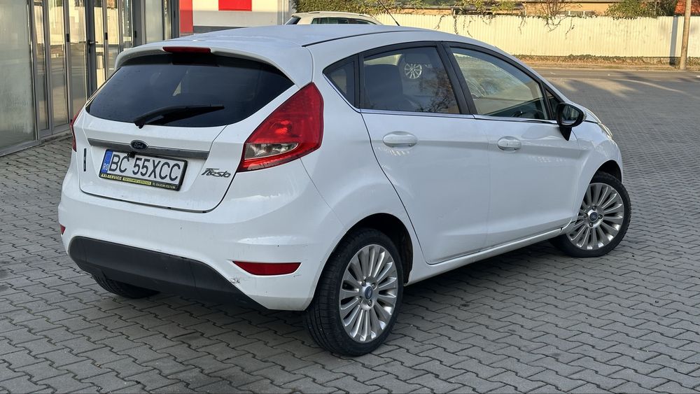 FORD FIESTA 14 benzina
