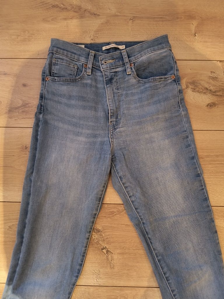 Blugi Levis Skinny 27