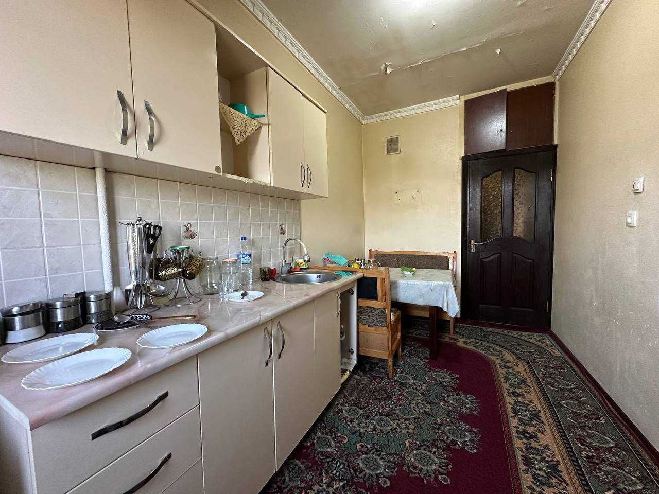 3-комнатная квартира, 72 м², панельный дом, метро Туркестан