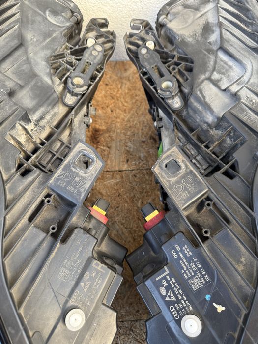 SET Far stanga dreapta Audi A6 C7 4G Facelift Full LED MATRIX Original