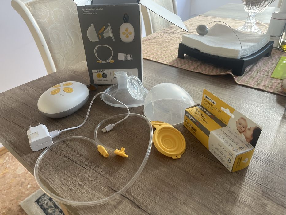 Handsfree помпа за кърма