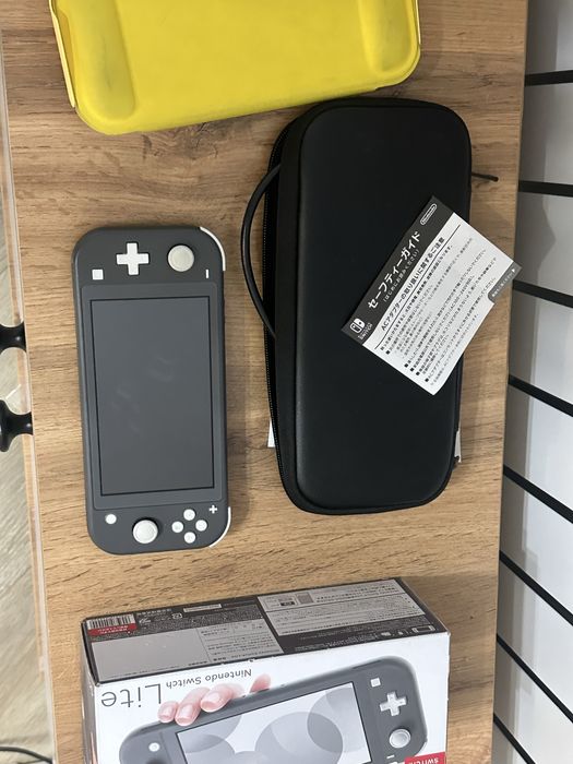 Nintendo Swich Lite