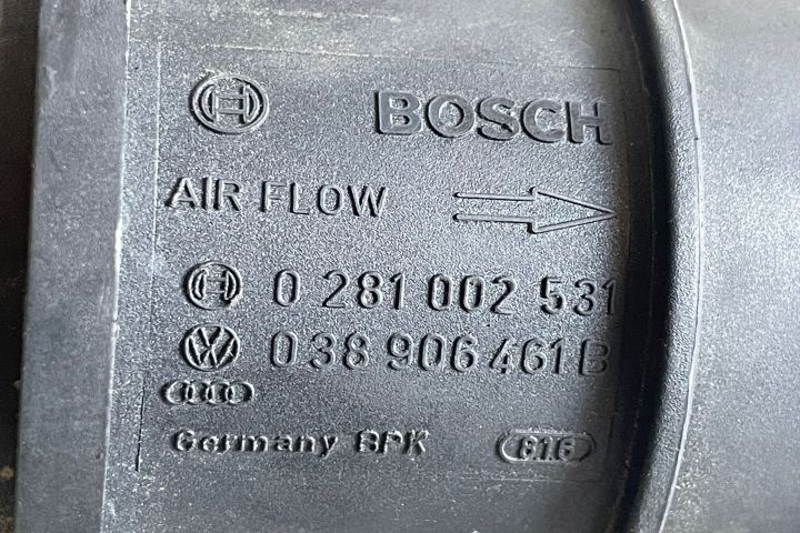 Debitmetru  Bosch 0281002531 Volkswagen VW Touran prima generatie ser