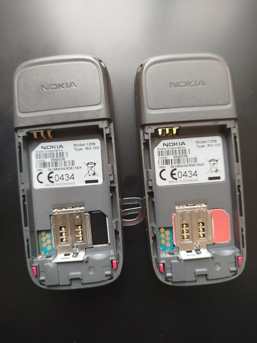 Nokia 1208 2броя за 30лв