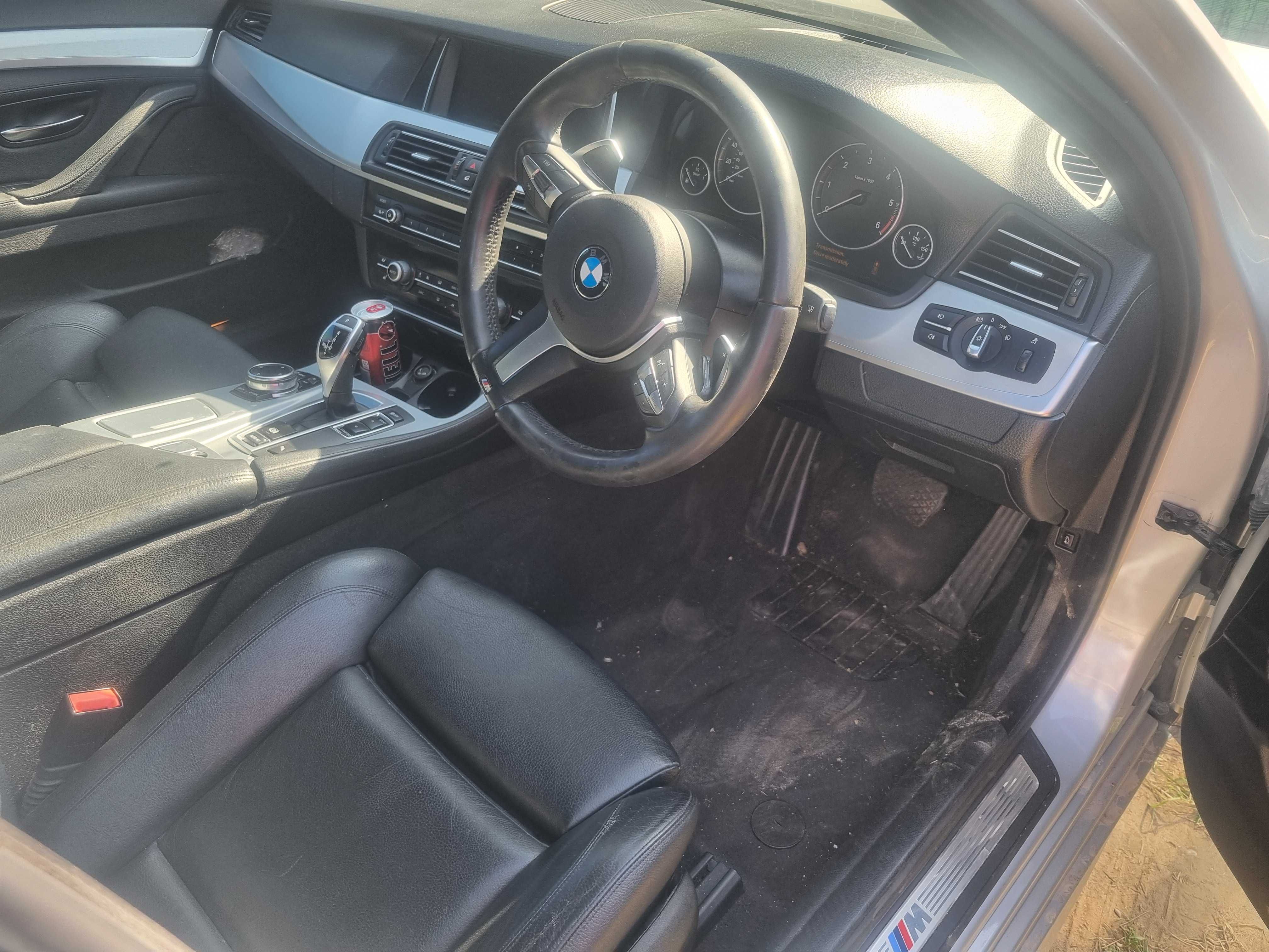 Dezmembrez bmw f10 3.0  258 cp  2013